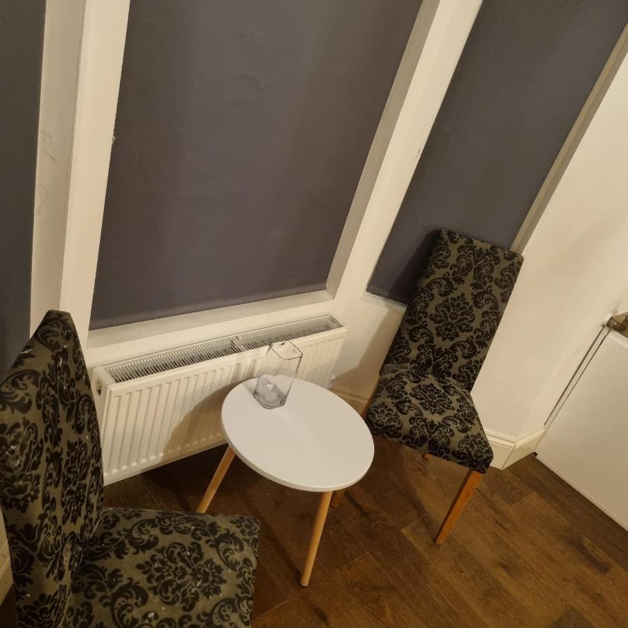 41 Crawley Road Apartman Luton  Kültér fotó